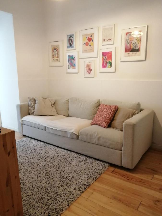 Apartamento Encantador Com Patio Lisboa Exteriör bild