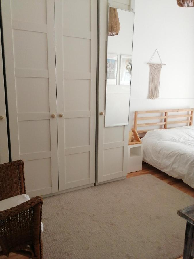 Apartamento Encantador Com Patio Lisboa Exteriör bild